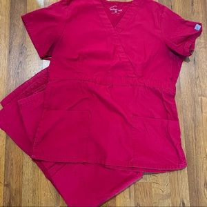 Butter soft scrub set size medium